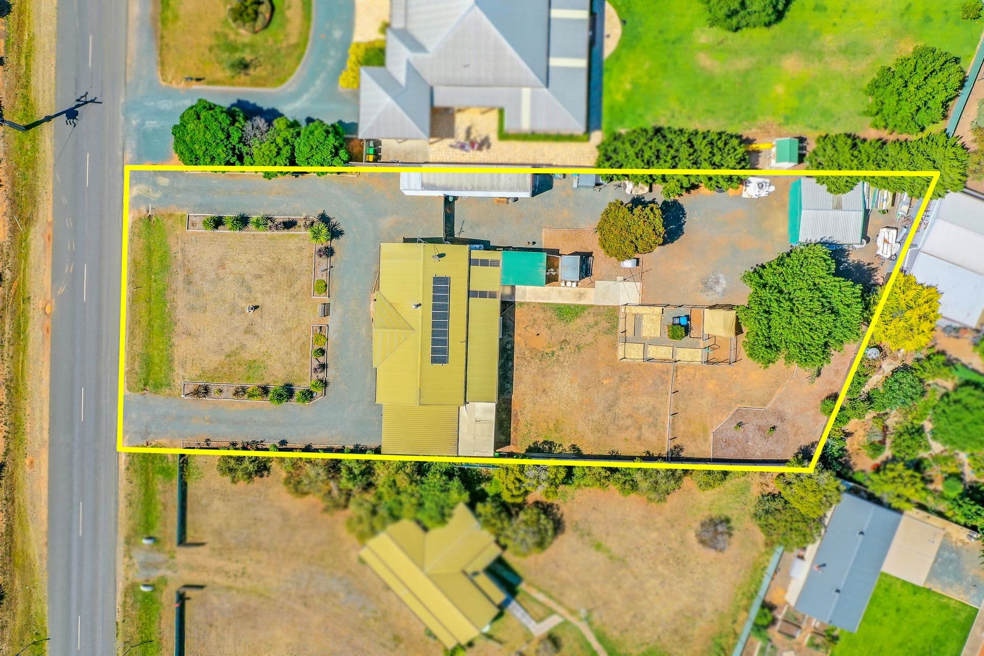 1781 Elmore-Barnadown Road, Elmore VIC 3558, Elmore - Thumbnail 3