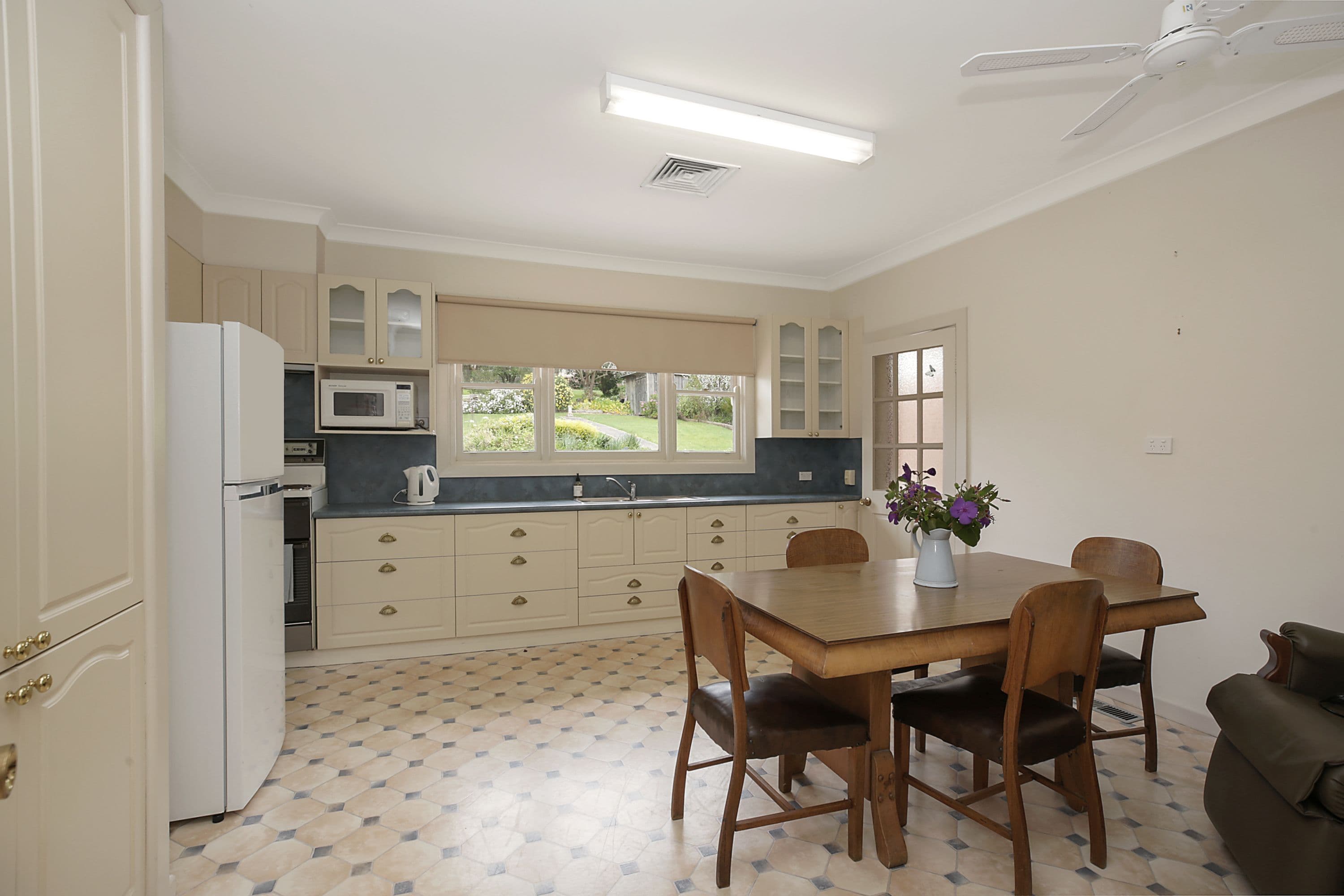 19 Bolivar Street, Terang VIC 3264, Terang - Thumbnail 4