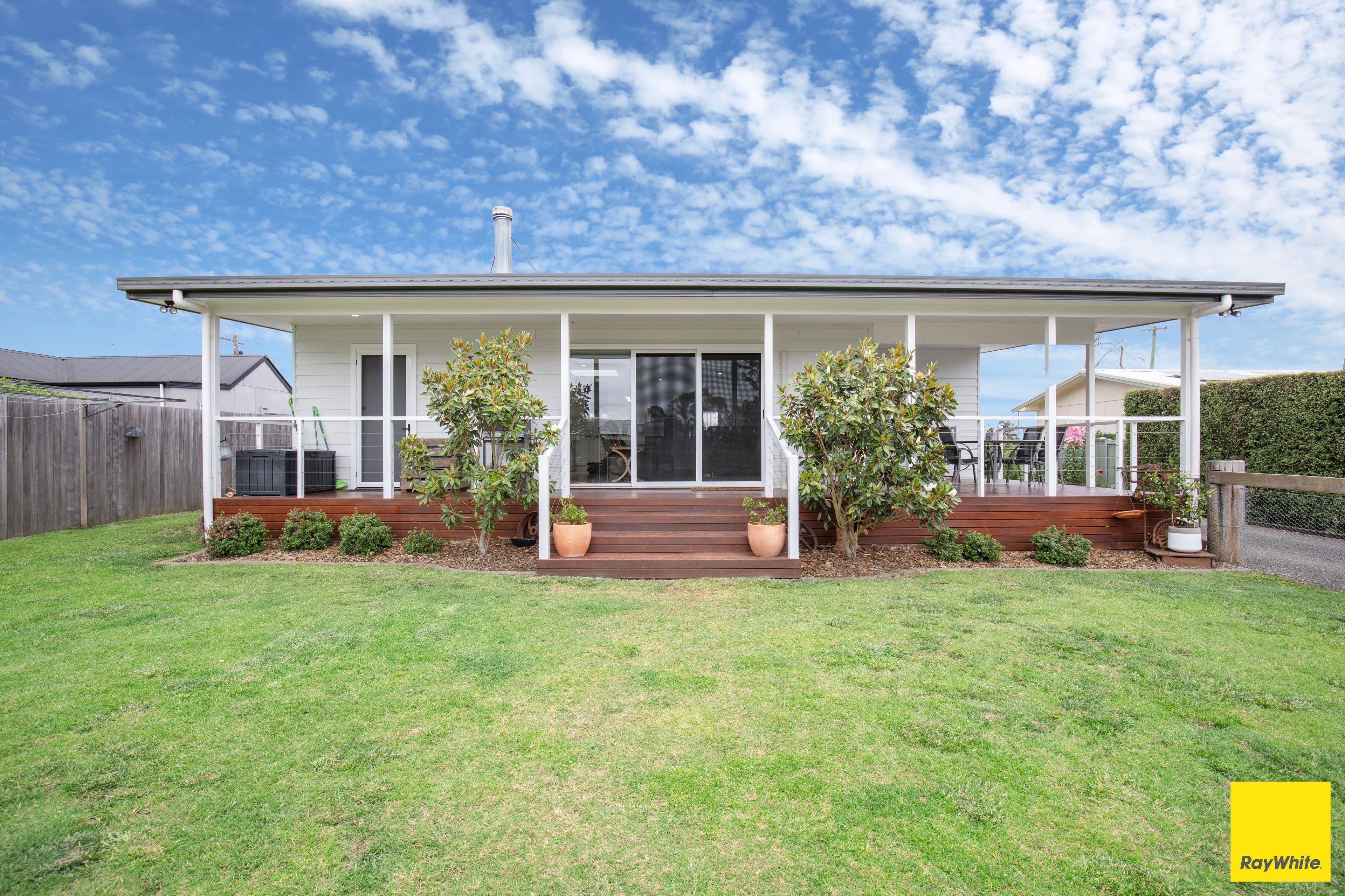 19 Prisk Street, Guyra NSW 2365, Guyra - Thumbnail 3