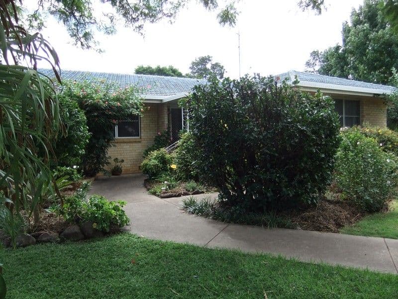 35 Briggs, PITTSWORTH QLD 4356, Pittsworth - Image 1