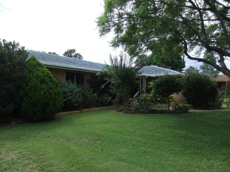 35 Briggs, PITTSWORTH QLD 4356, Pittsworth - Thumbnail 2