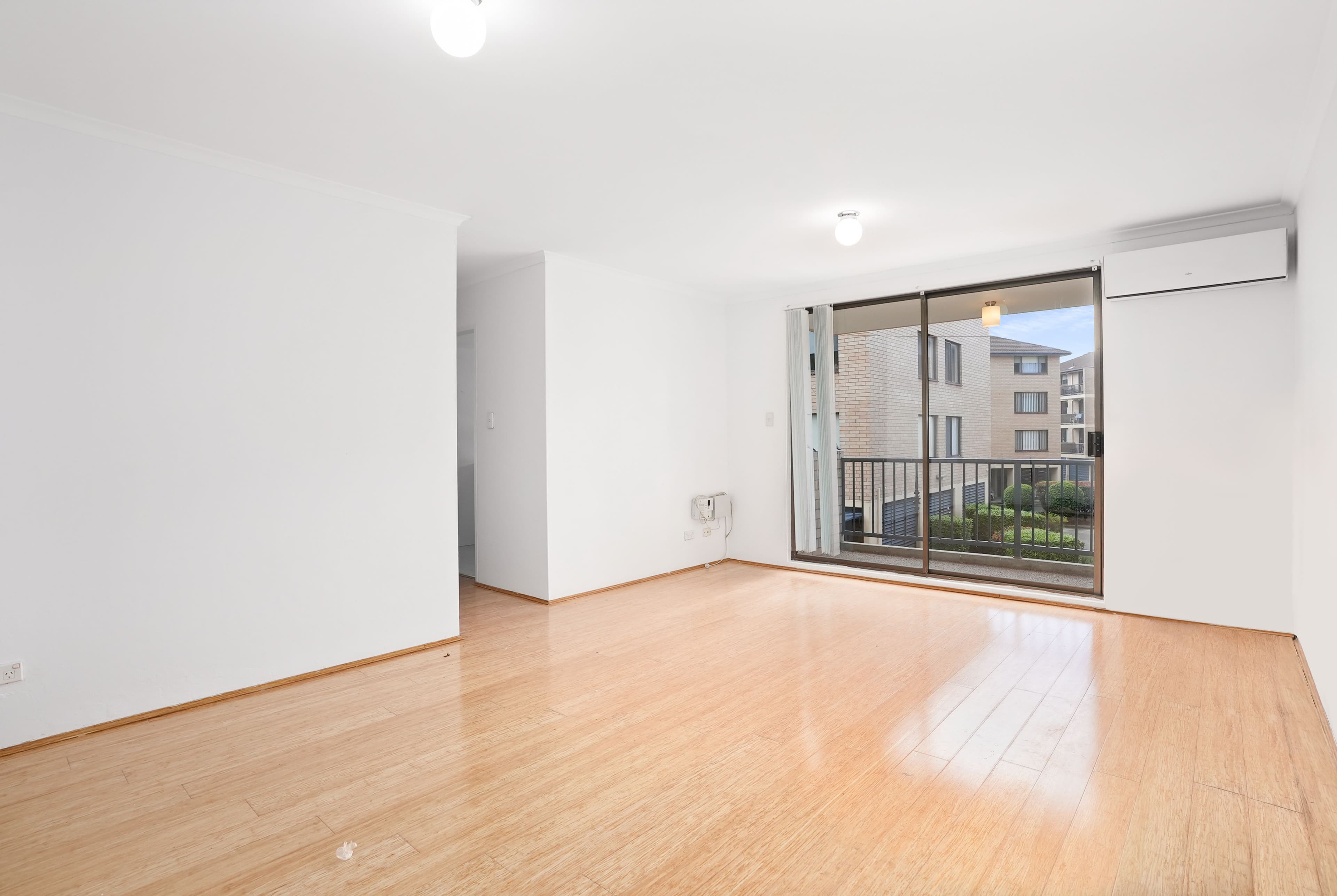 5 Griffiths Street, Blacktown NSW 2148, Blacktown - Thumbnail 2