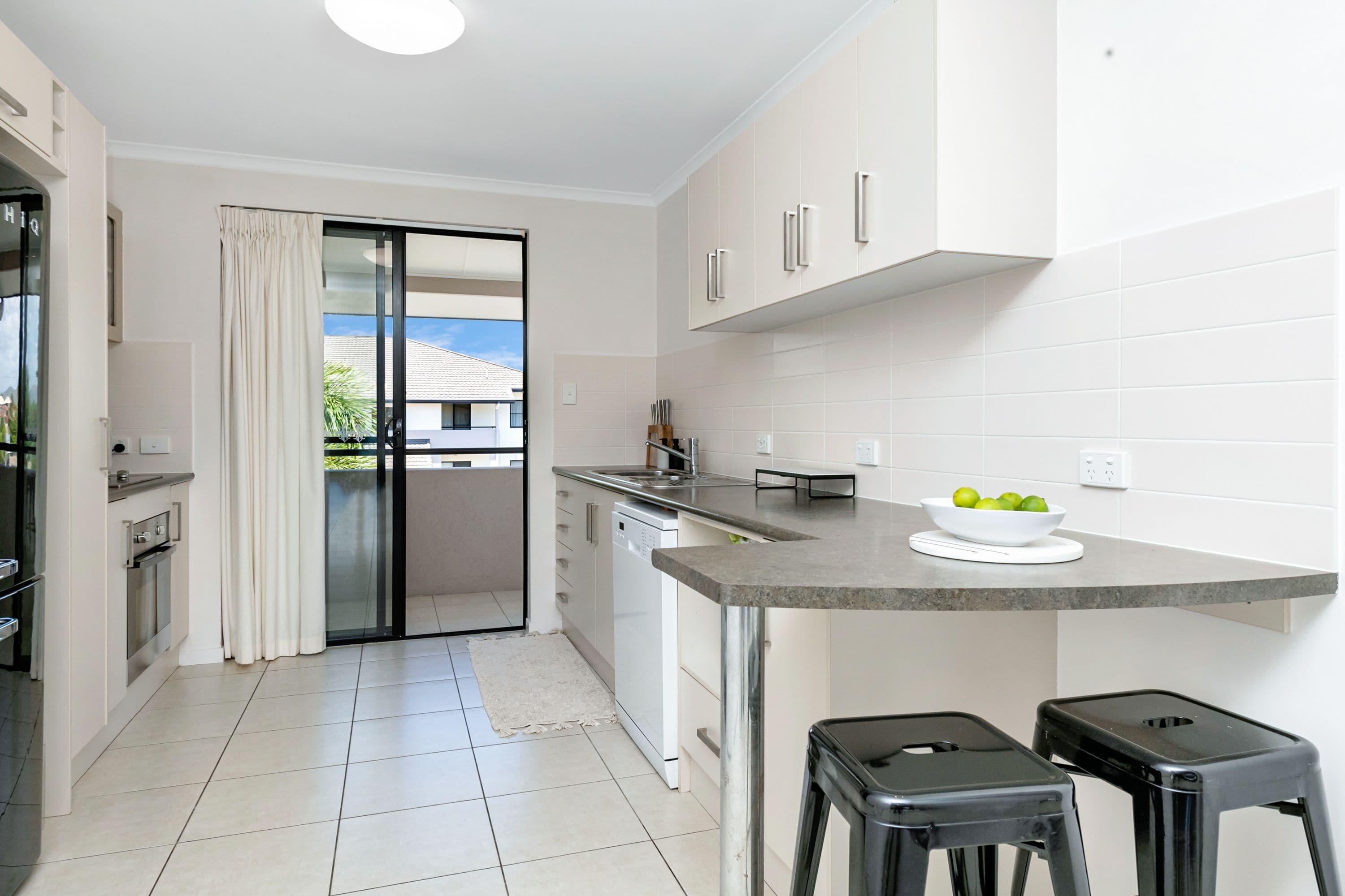 6-24 Henry Street, West End QLD 4810, West End - Thumbnail 3