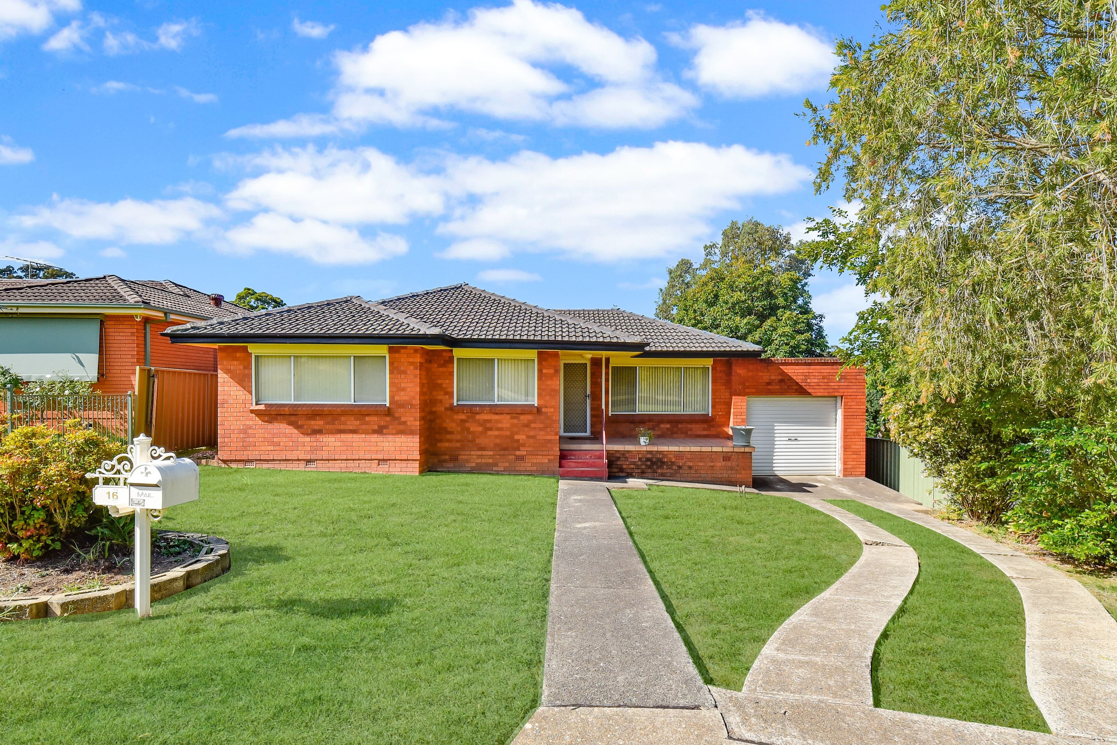 16 Richmond Crescent, Campbelltown NSW 2560, Campbelltown - Image 1