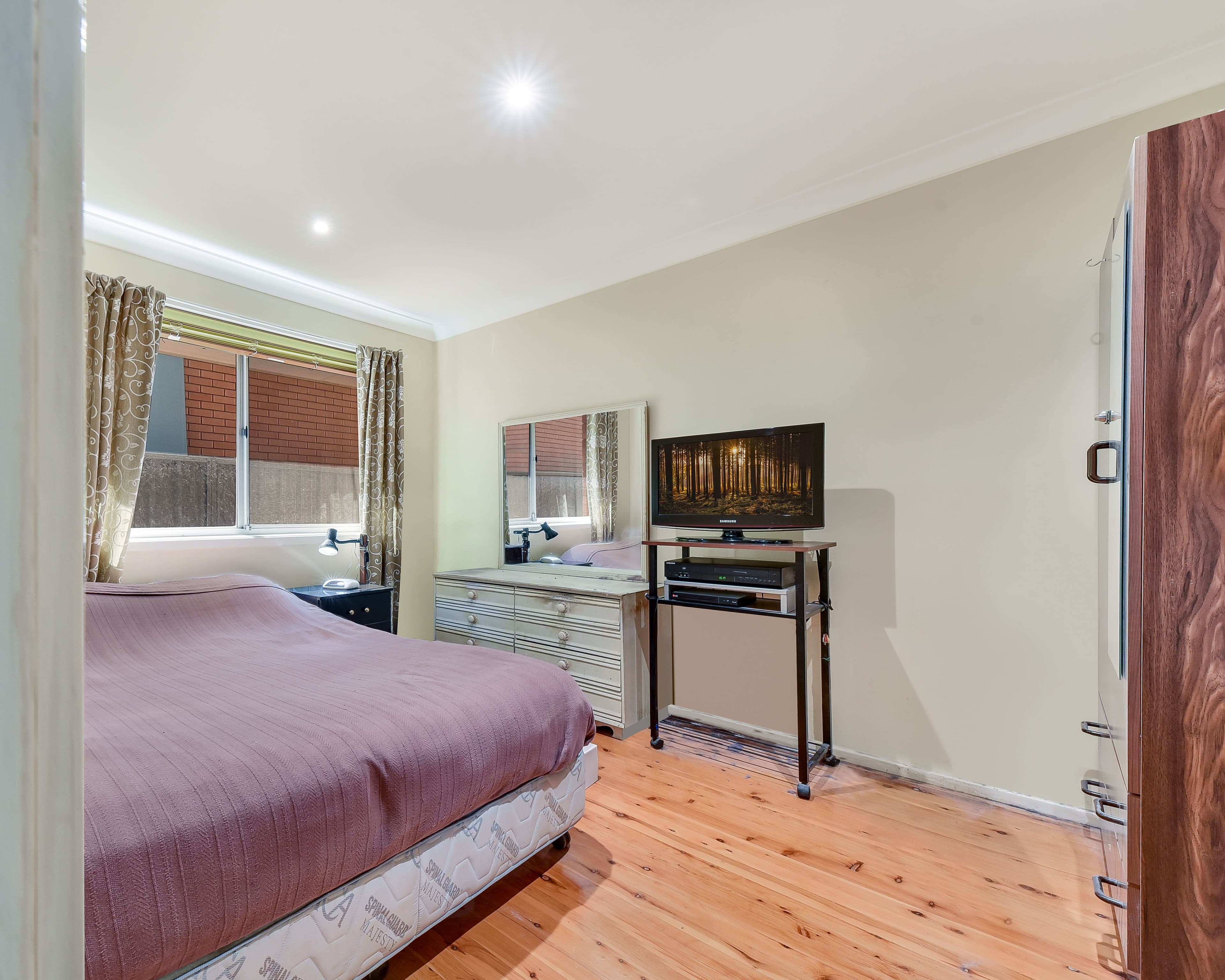 16 Richmond Crescent, Campbelltown NSW 2560, Campbelltown - Thumbnail 3