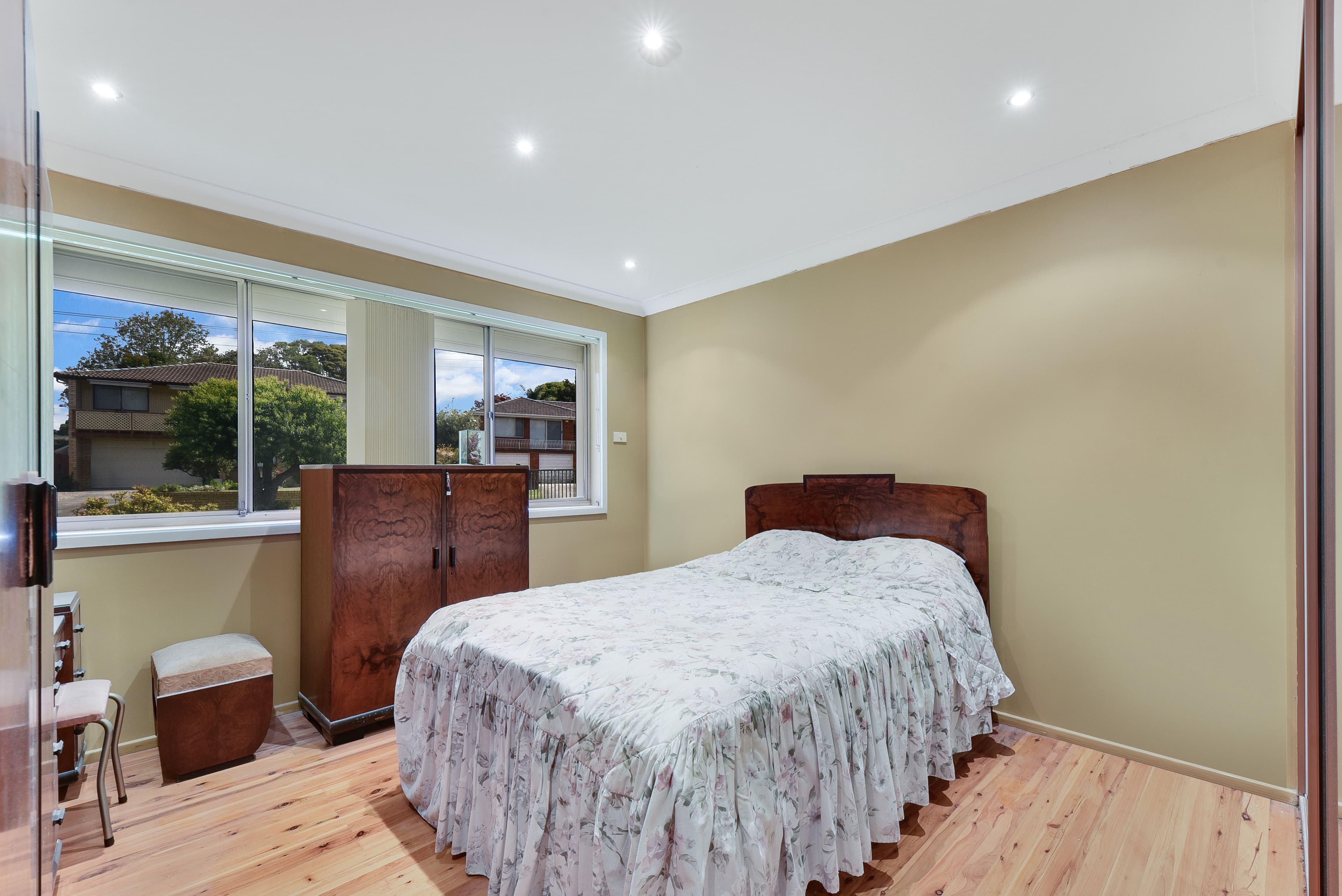 16 Richmond Crescent, Campbelltown NSW 2560, Campbelltown - Thumbnail 5