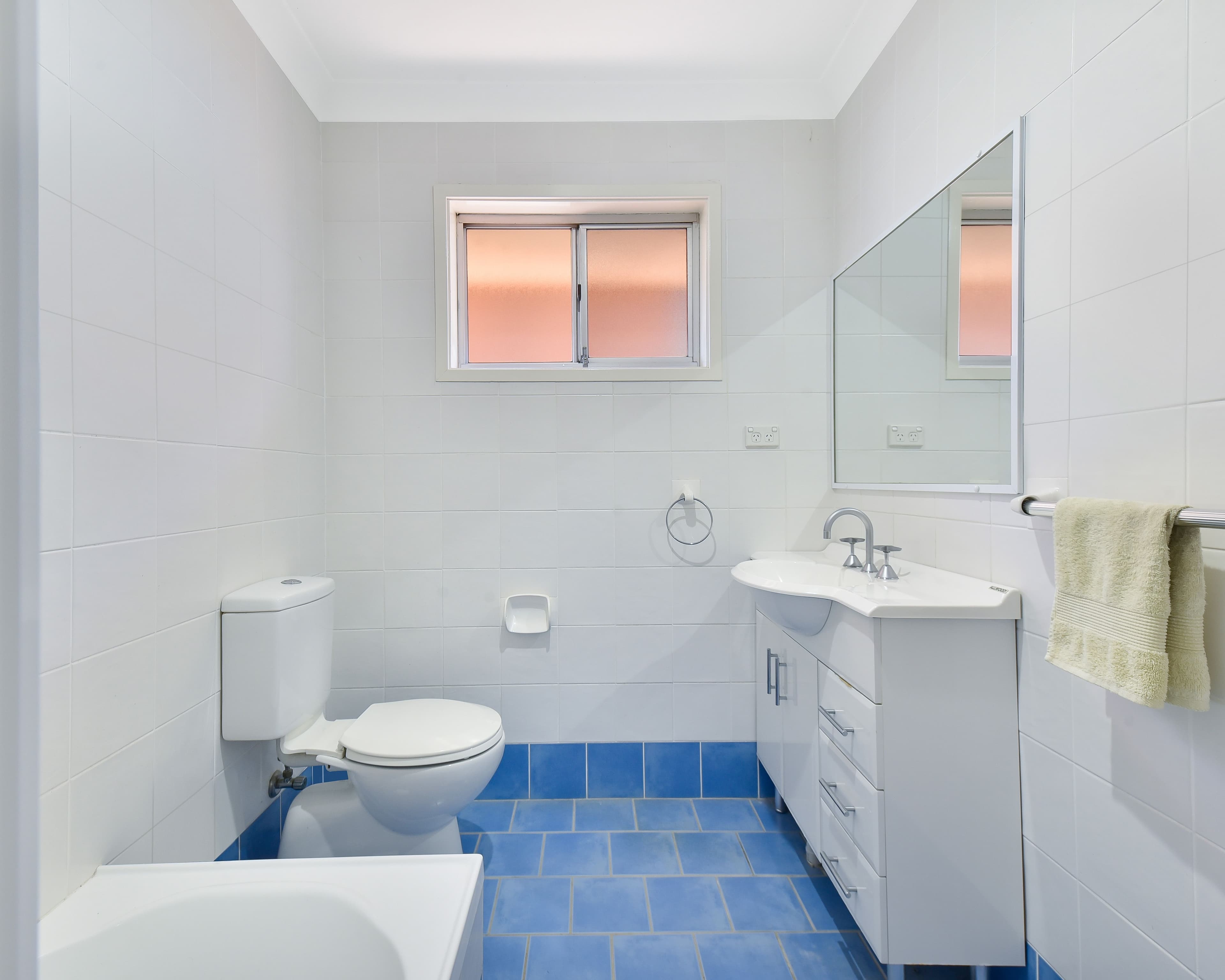 16 Richmond Crescent, Campbelltown NSW 2560, Campbelltown - Thumbnail 7