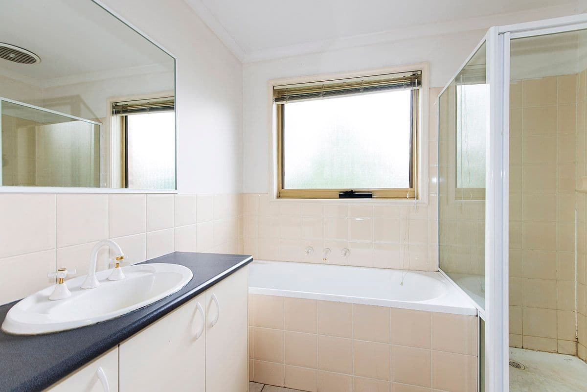 292 McKimmies Road, MILL PARK VIC 3082, Mill Park - Thumbnail 6