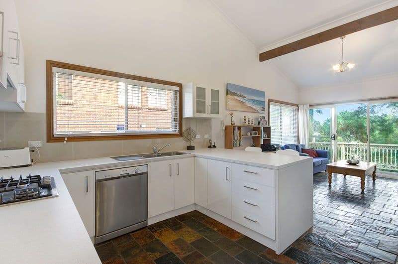 55 Mountain Road, AUSTINMER NSW 2515, Austinmer - Thumbnail 4