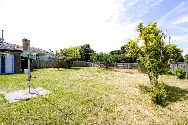 73 Kelvinside Road, NOBLE PARK VIC 3174, Noble Park - Thumbnail 4