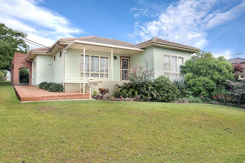 137 The Boulevarde, Fairfield Heights - Image 1