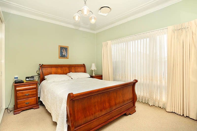 137 The Boulevarde, Fairfield Heights - Thumbnail 4