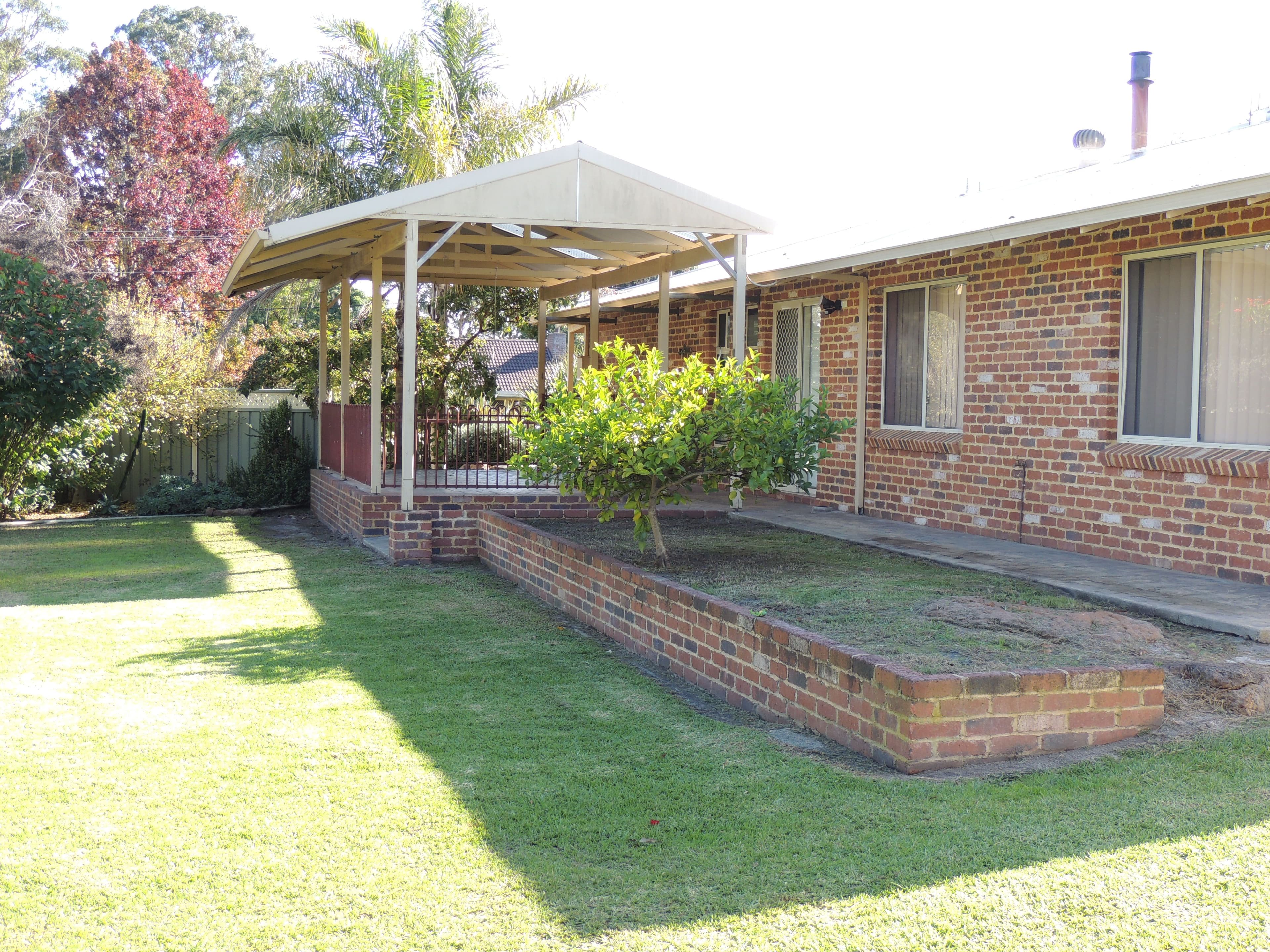 52 Deane Street, Mount Barker WA 6324, Mount Barker - Thumbnail 3