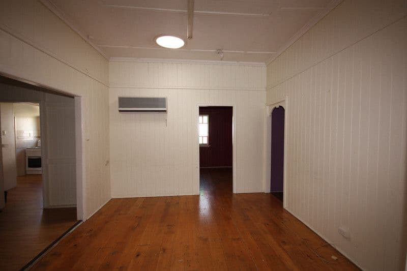 25 Brisbane Street, BEAUDESERT QLD 4285, Beaudesert - Thumbnail 5