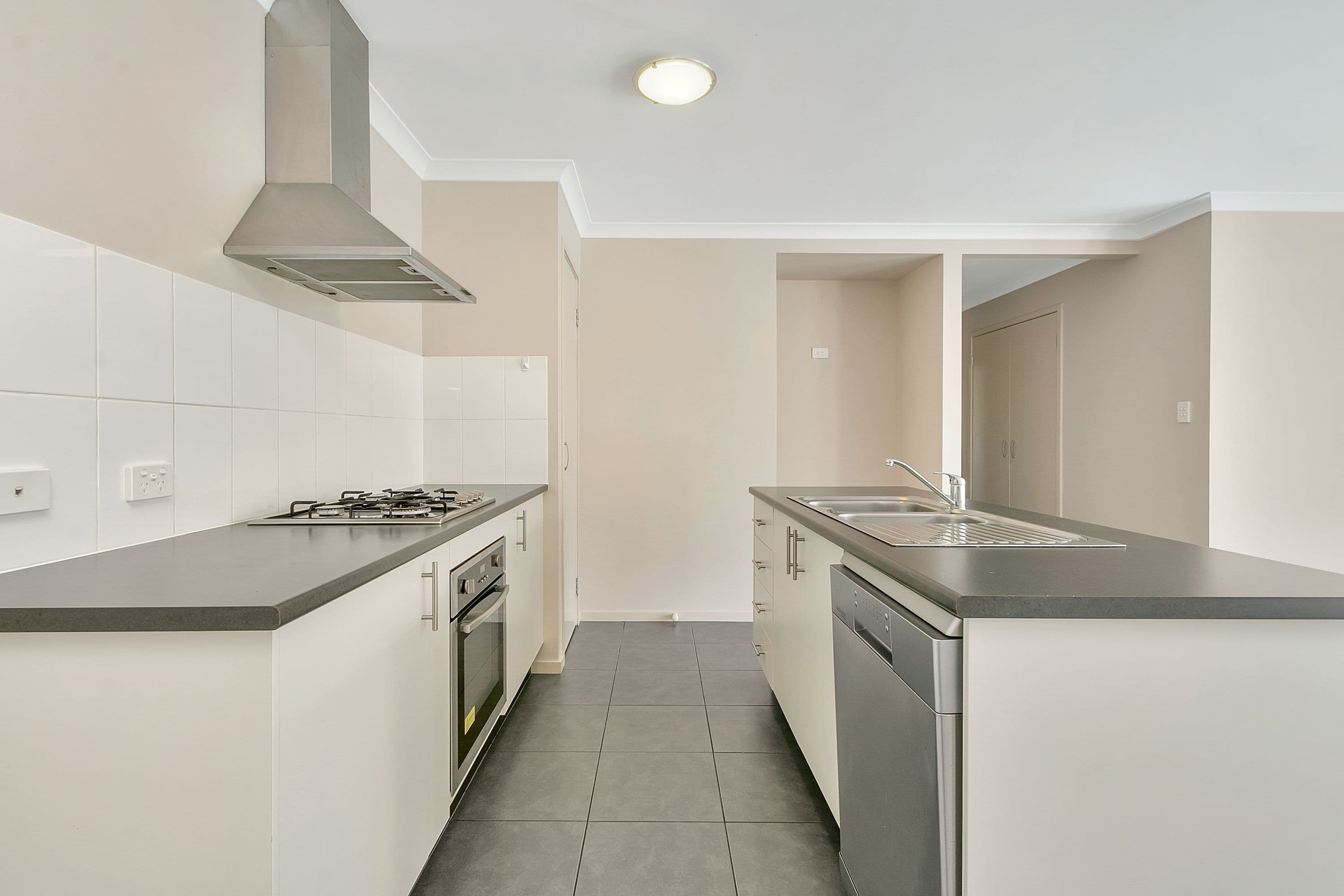 4 Roberts Street, Munno Para SA 5115, Munno Para - Thumbnail 3