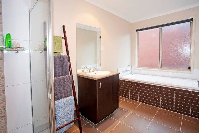 2 Geraghty Court, LOVELY BANKS VIC 3221, Lovely Banks - Thumbnail 8