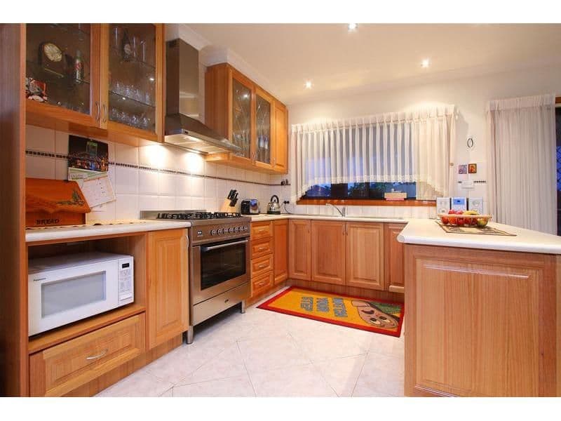 62 Dumbarton Street, RESERVOIR VIC 3073, Reservoir - Thumbnail 2