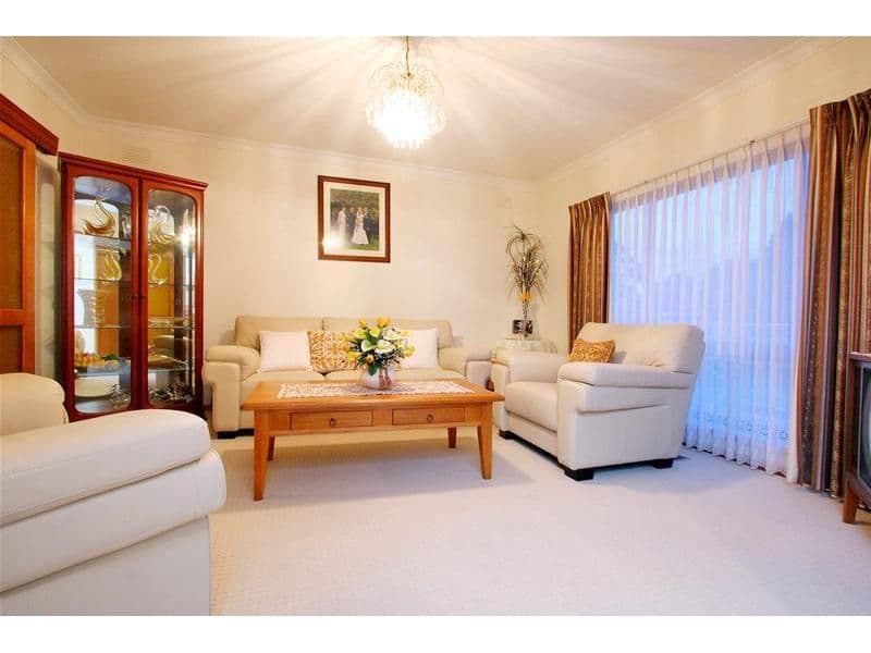 62 Dumbarton Street, RESERVOIR VIC 3073, Reservoir - Thumbnail 3