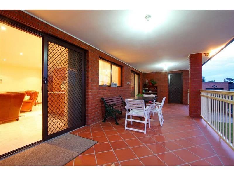 62 Dumbarton Street, RESERVOIR VIC 3073, Reservoir - Thumbnail 8
