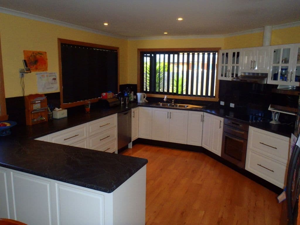 31 Mercedes Place, BURNIE TAS 7320, Burnie - Thumbnail 2