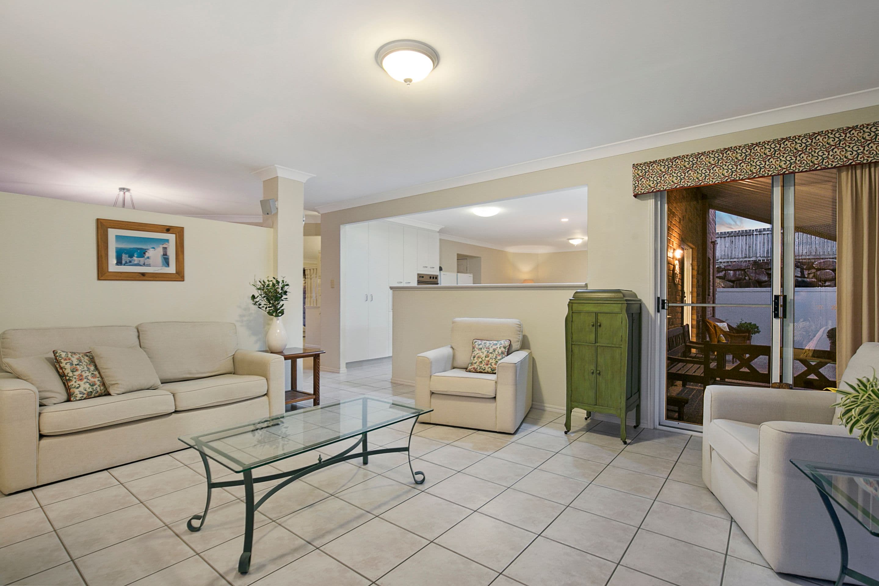 27 Windsor Place, Carindale QLD 4152, Carindale - Thumbnail 3