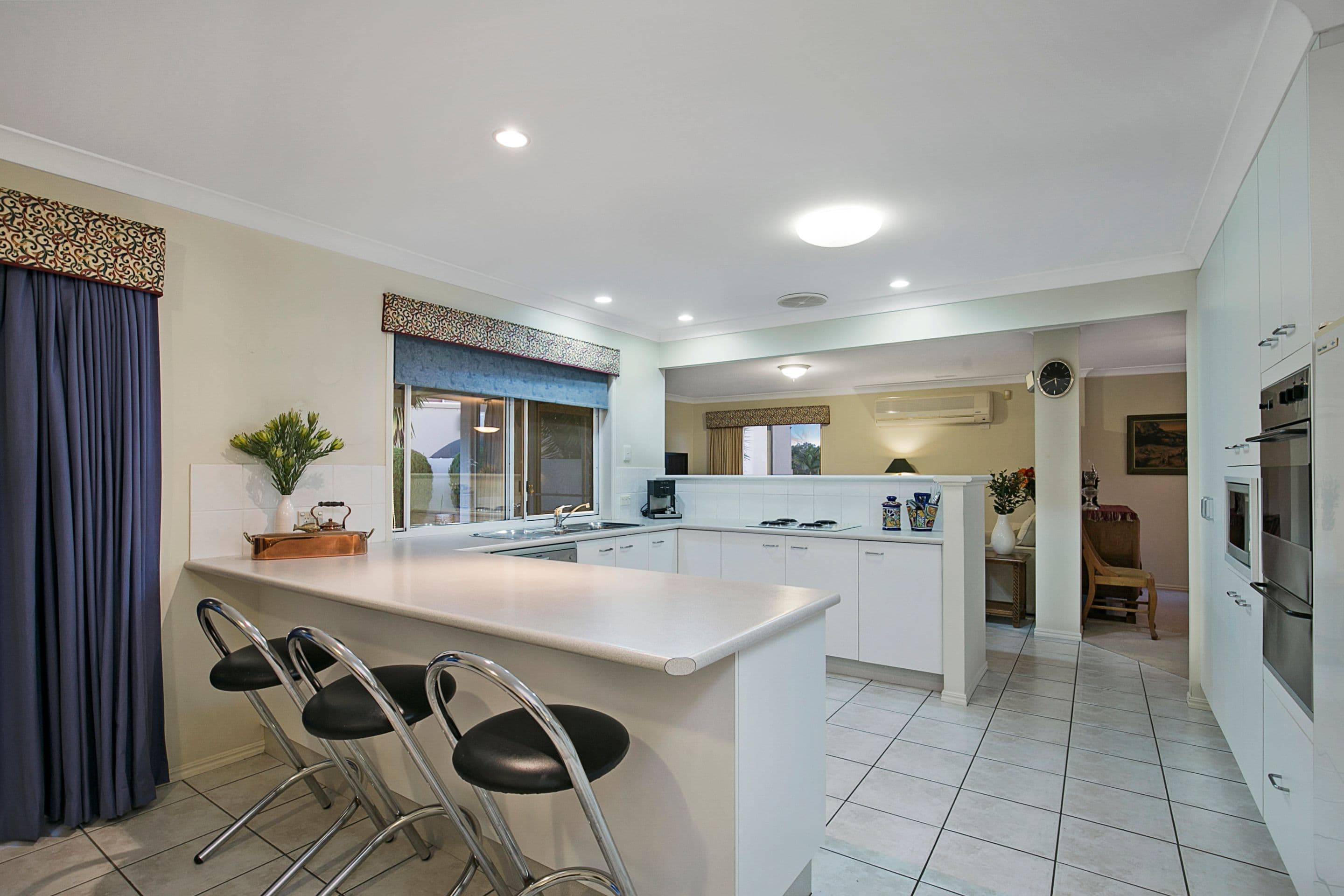 27 Windsor Place, Carindale QLD 4152, Carindale - Thumbnail 5