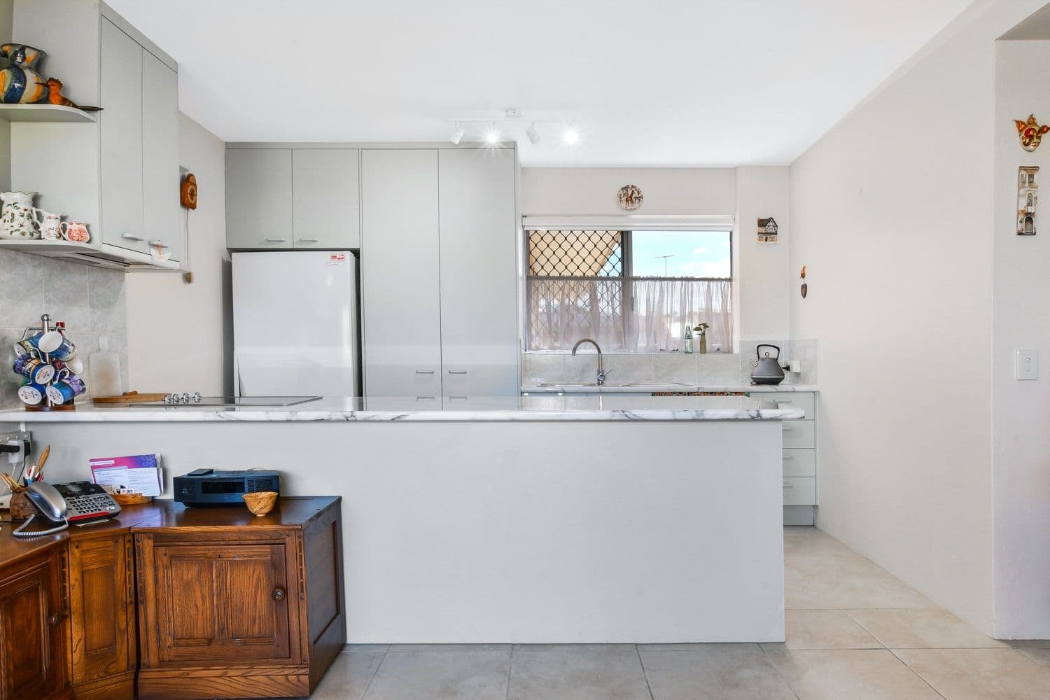 10 Dunn Crescent, Langwarrin, Langwarrin - Thumbnail 4