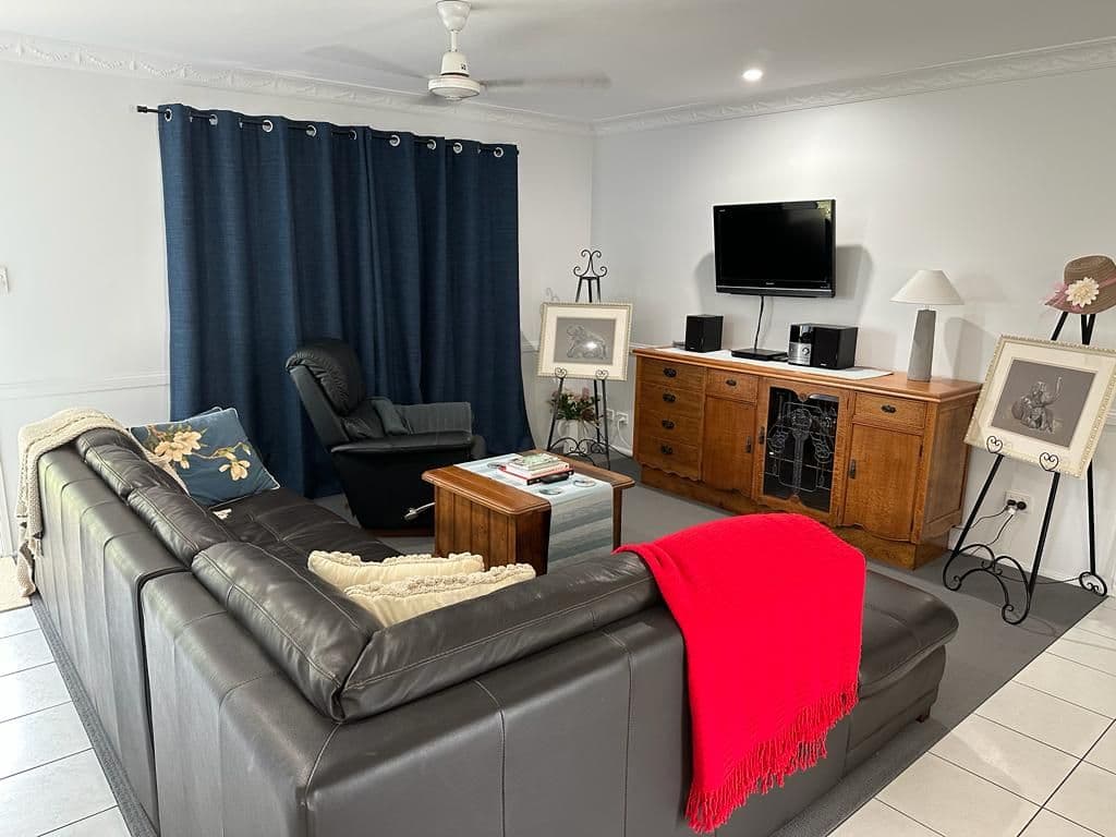 8 Hatte Street, Norman Gardens QLD 4701, Norman Gardens - Thumbnail 4