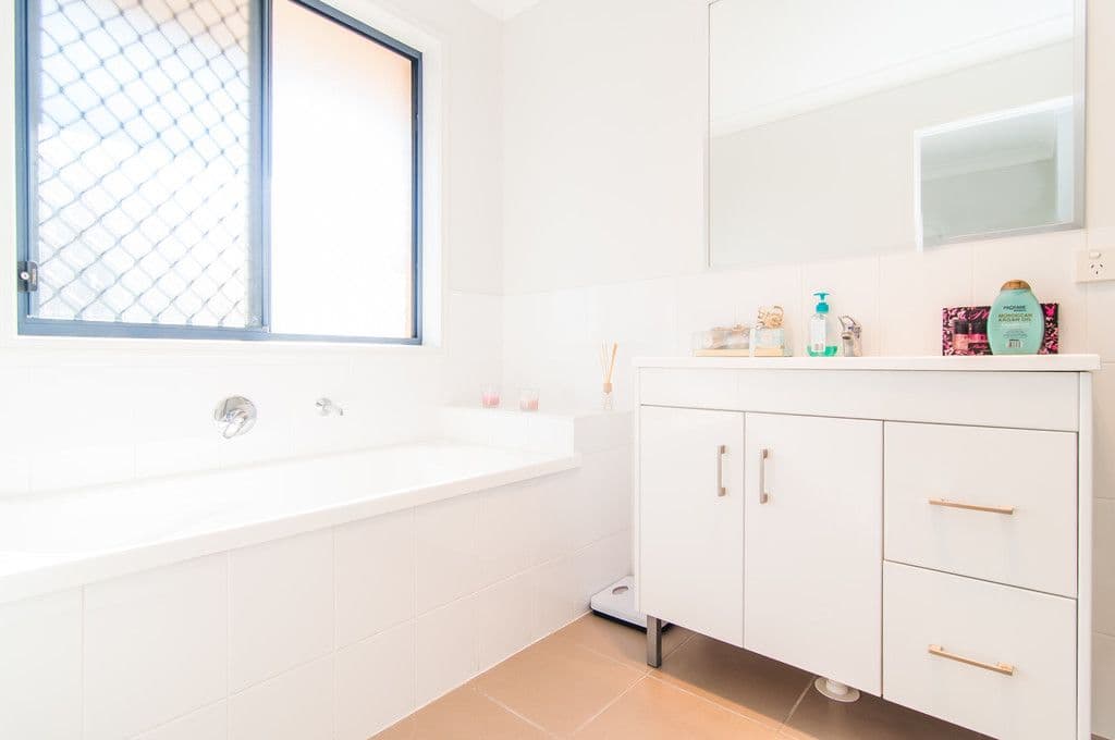 20 Homeland Crescent, Warner QLD 4500, Warner - Thumbnail 8