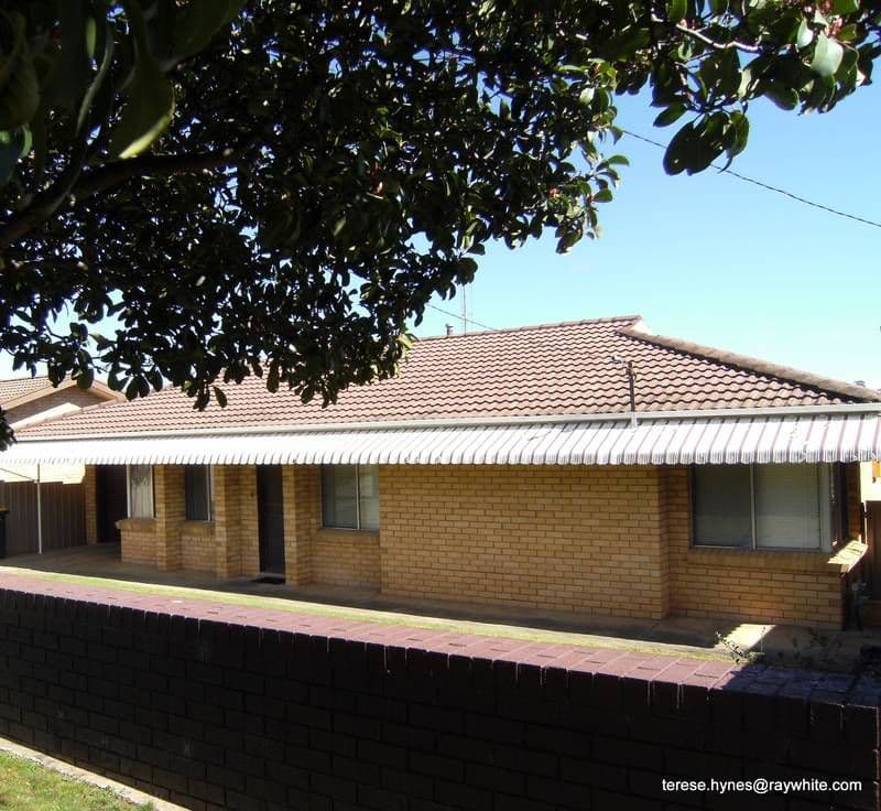 17 Templemore Street, YOUNG NSW 2594, Young - Thumbnail 2