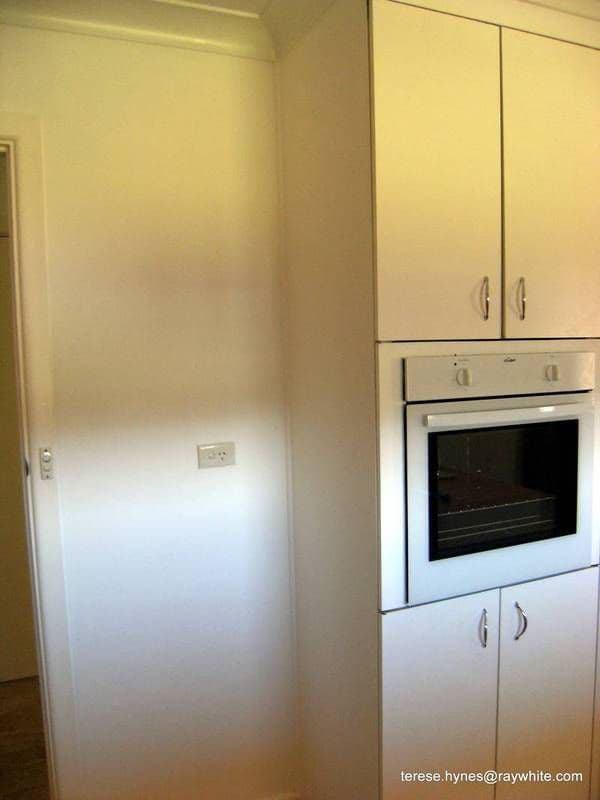 17 Templemore Street, YOUNG NSW 2594, Young - Thumbnail 4