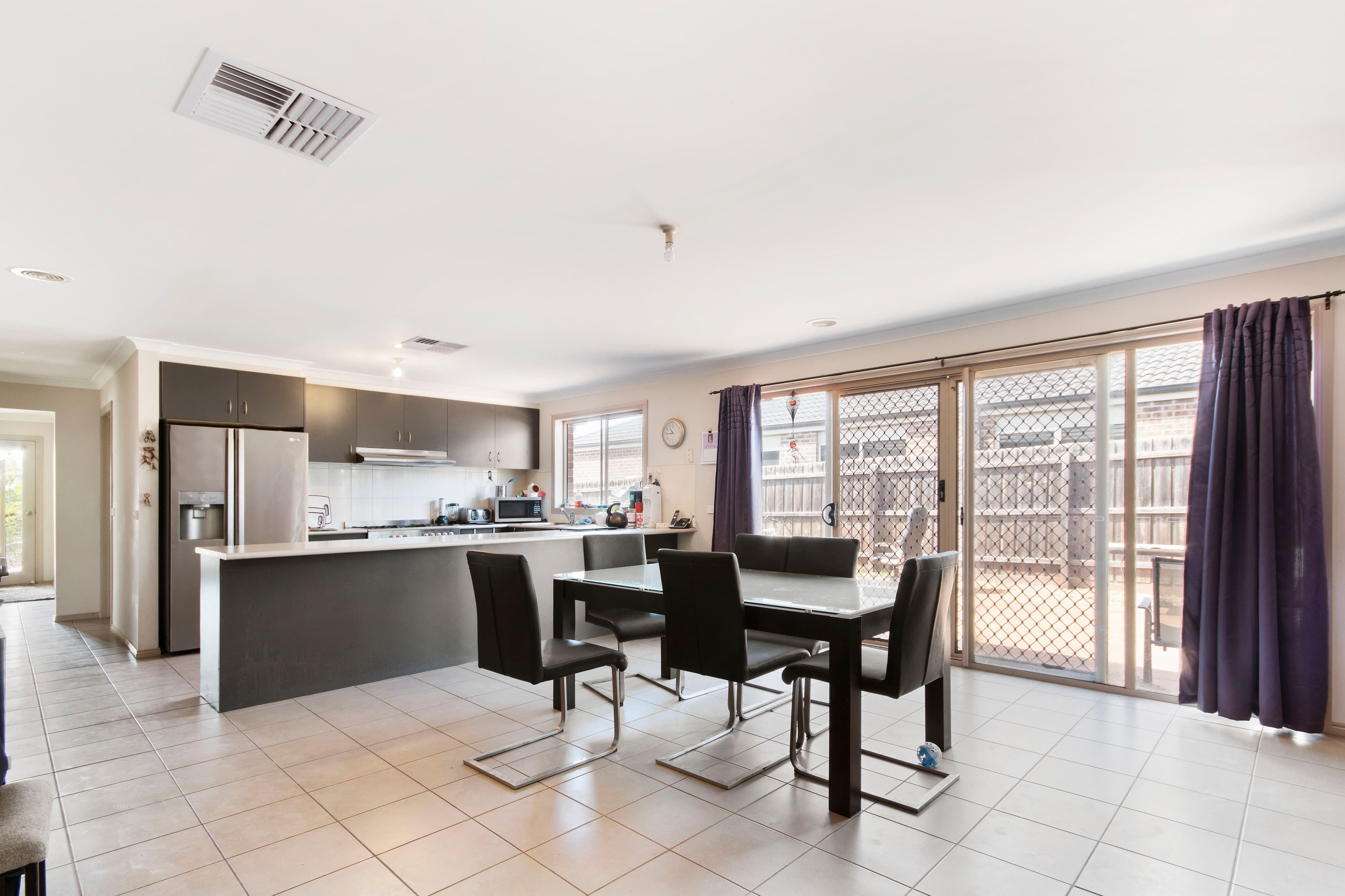 3 Emerald Court, Melton West VIC 3337, Melton West - Thumbnail 4