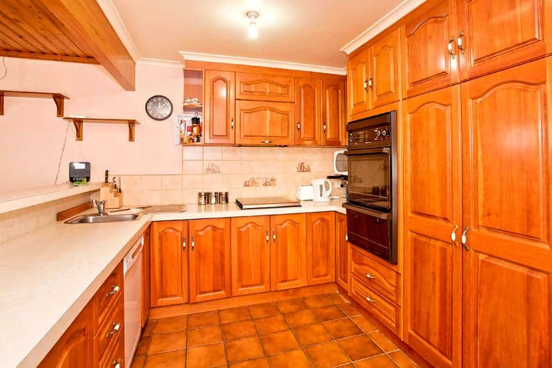 6 Ozone Crescent, BELL PARK VIC 3215, Bell Park - Thumbnail 2