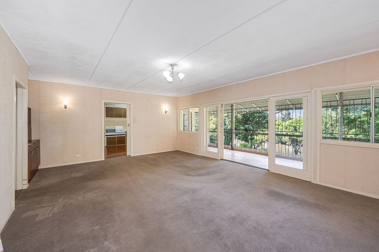 69 Strickland Terrace, Graceville QLD 4075, Graceville - Thumbnail 4