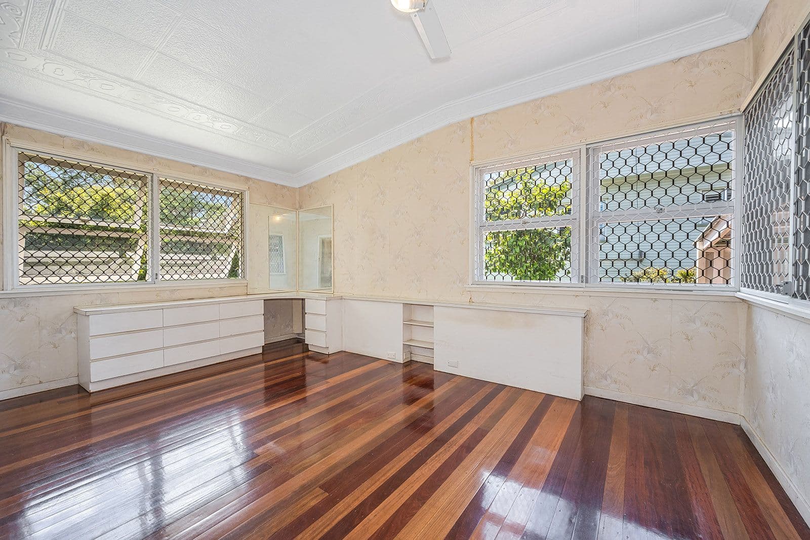 69 Strickland Terrace, Graceville QLD 4075, Graceville - Thumbnail 5