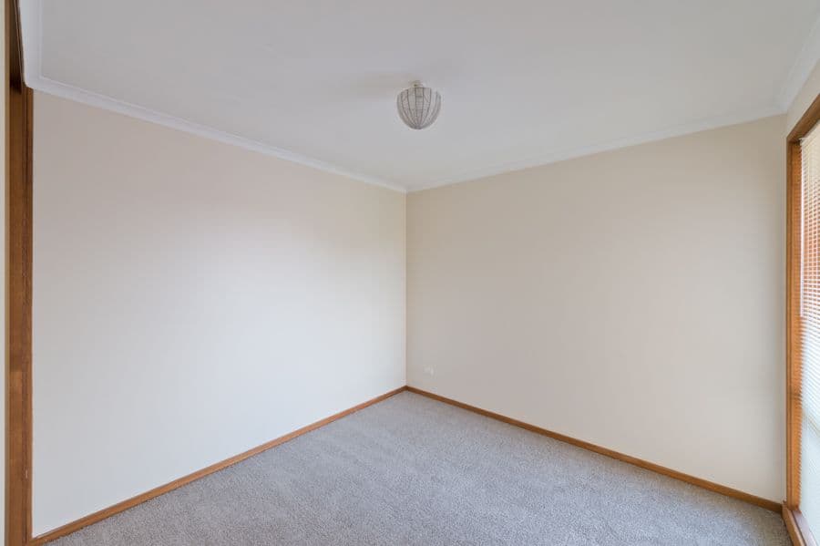 6 Coventry Place, MELTON SOUTH VIC 3338, Melton South - Thumbnail 7