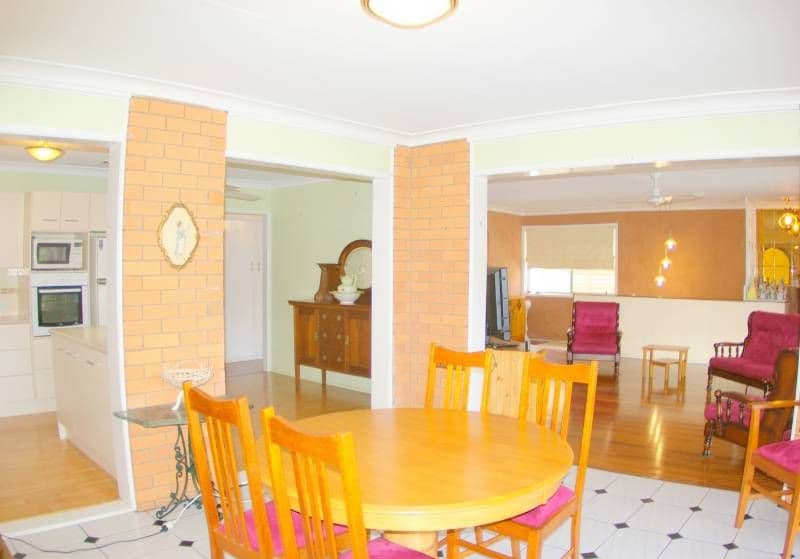 16 Viney Avenue, KALLANGUR QLD 4503, Kallangur - Thumbnail 6