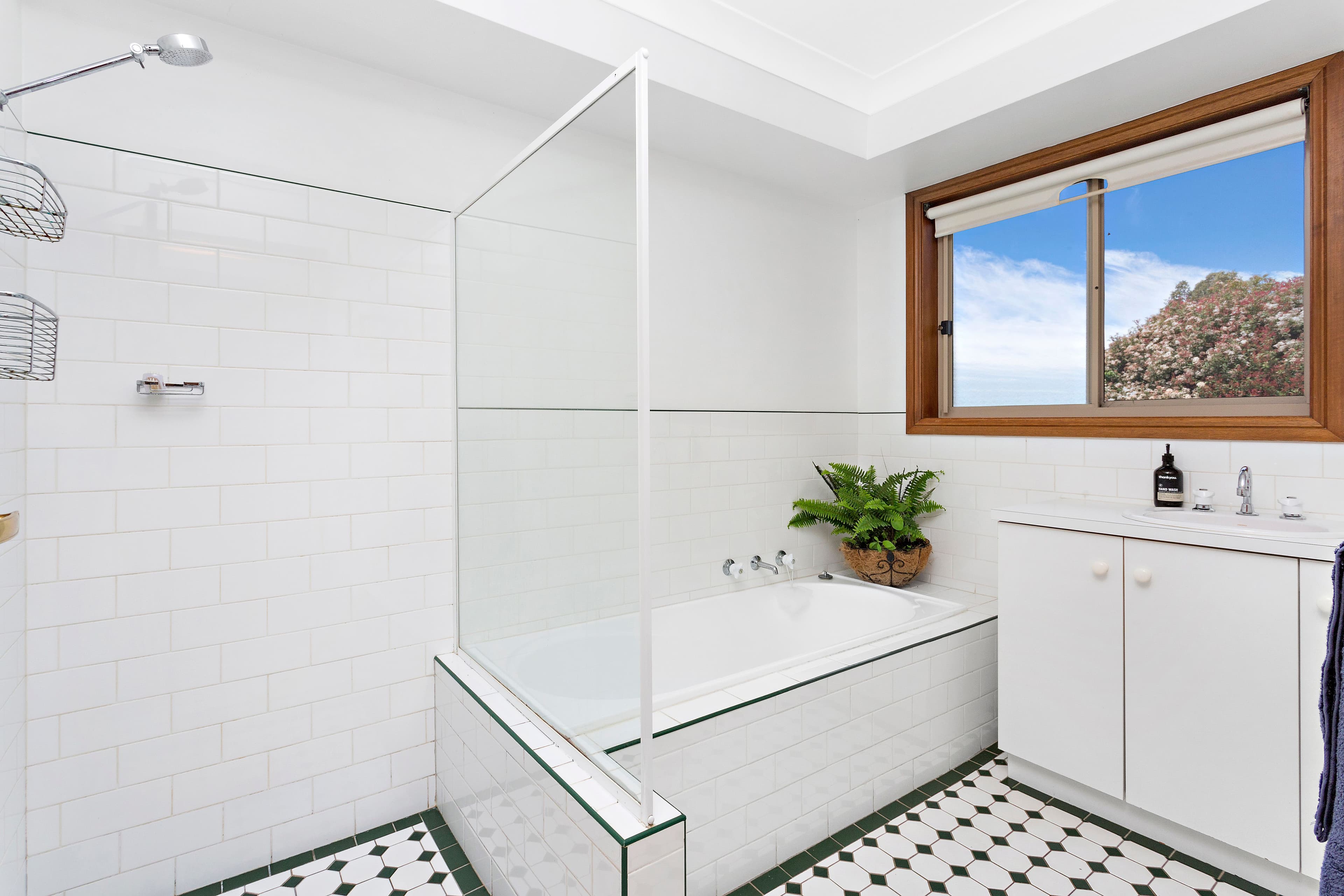 20 South Kiama Drive, Kiama Heights - Thumbnail 8