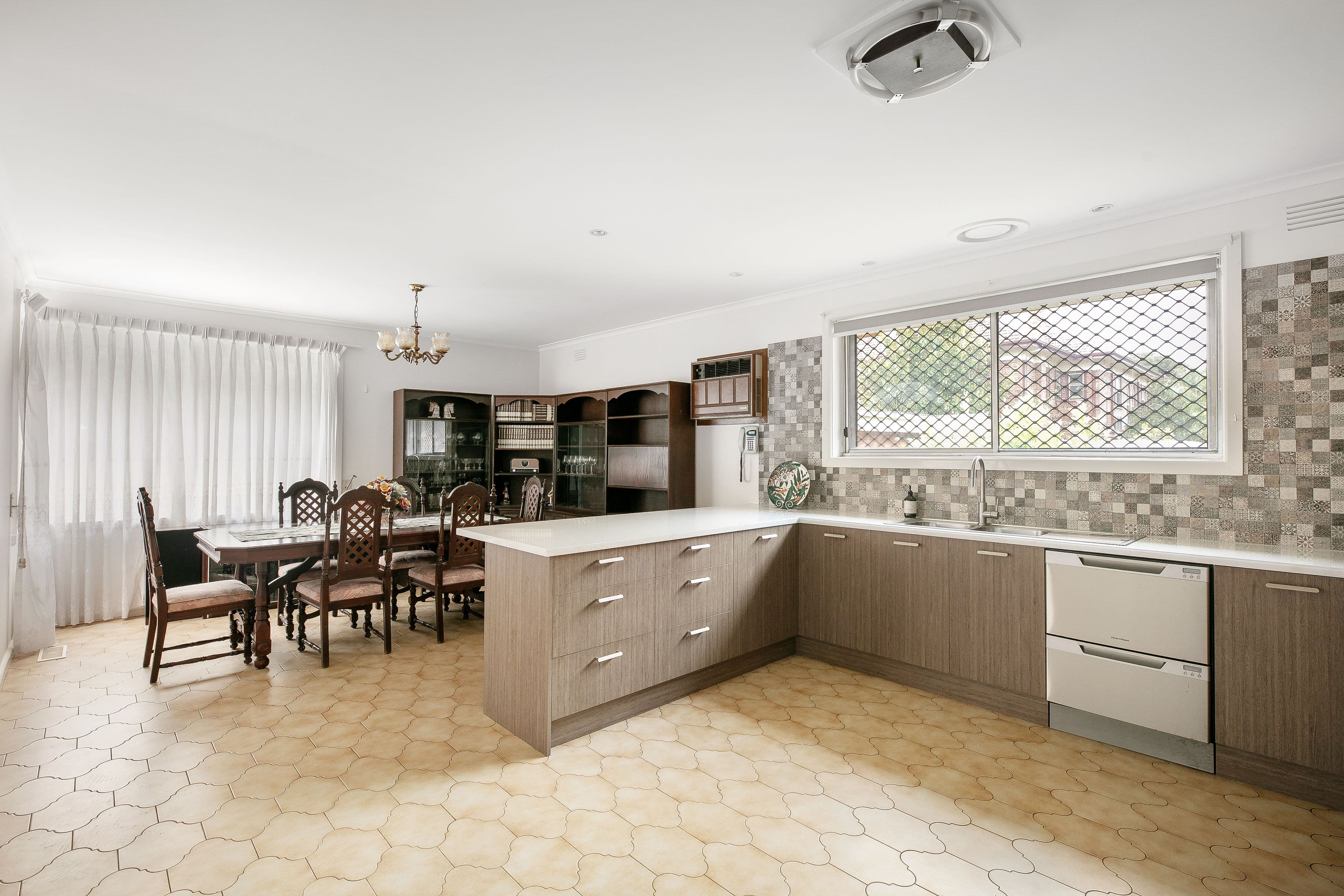 32 Hawthorn Street, Coburg VIC 3058, Coburg - Thumbnail 5