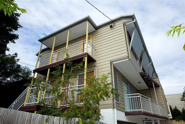 8 Eric Road, HOLLAND PARK QLD 4121, Holland Park - Image 1