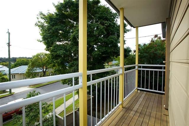 8 Eric Road, HOLLAND PARK QLD 4121, Holland Park - Thumbnail 5