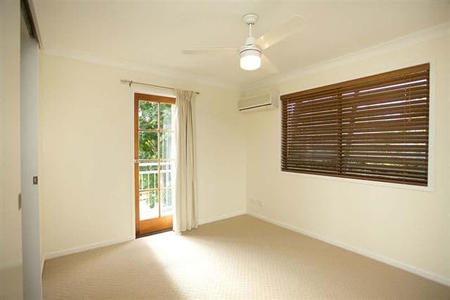 8 Eric Road, HOLLAND PARK QLD 4121, Holland Park - Thumbnail 6