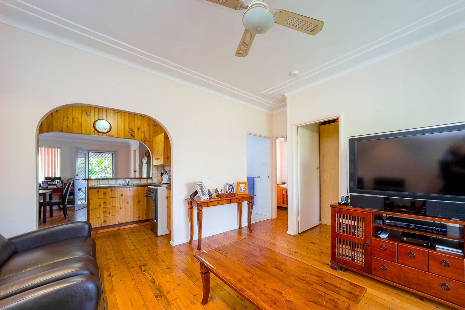 64 Birdwood Avenue, UMINA BEACH NSW 2257, Umina Beach - Thumbnail 5