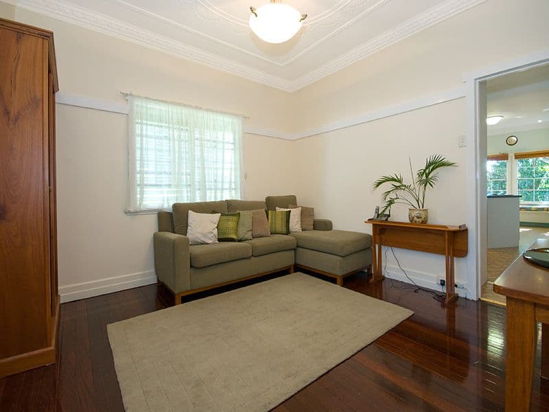 64 Ninth Avenue, KEDRON QLD 4031, Kedron - Thumbnail 7