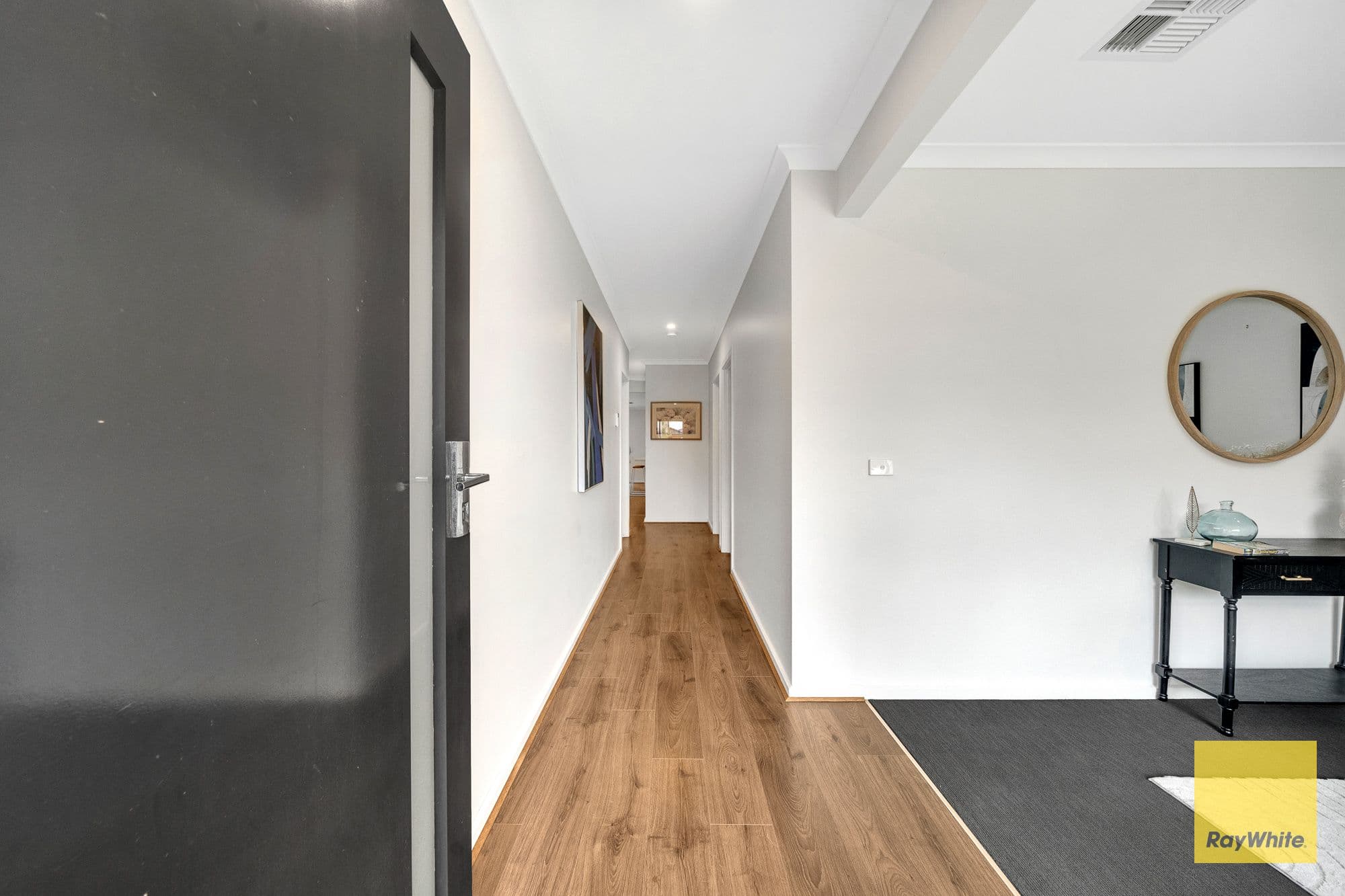 8 Midmar Terrace, THORNHILL PARK VIC 3335, Thornhill Park - Thumbnail 3