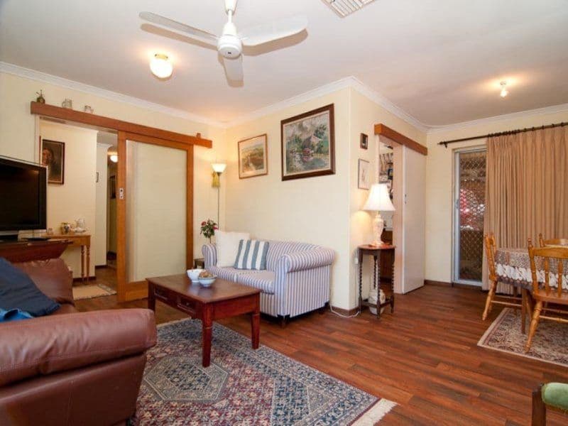 8 Dean Street, MOUNT HELENA WA 6082, Mount Helena - Thumbnail 2