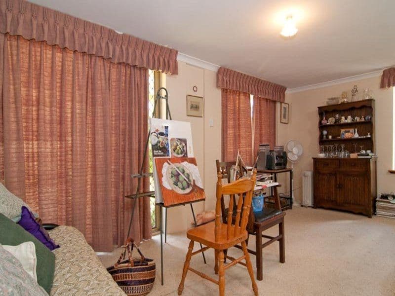 8 Dean Street, MOUNT HELENA WA 6082, Mount Helena - Thumbnail 7