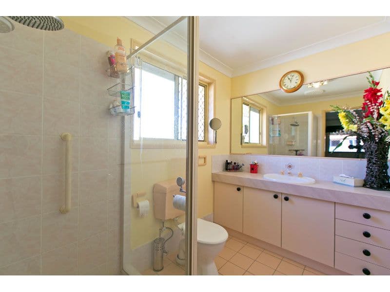 21 Adrian Street, VICTORIA POINT QLD 4165, Victoria Point - Thumbnail 8