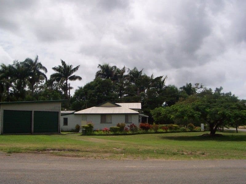 64 Range Road, SARINA QLD 4737, Sarina - Thumbnail 4