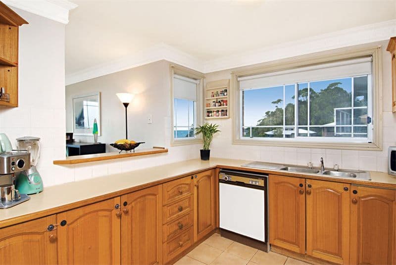 48 Broadridge Streeet, WOMBARRA NSW 2515, Wombarra - Thumbnail 3